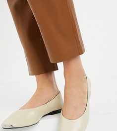 Кожаные туфли цвета слоновой кости на плоской подошве с металлическим носком ASRA Exclusive Fleur-Кремовый