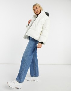 Кремовая дутая виниловая куртка ASOS DESIGN-Зеленый