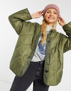 Стеганая куртка цвета хаки с флисовой подкладкой ASOS DESIGN-Зеленый