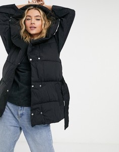 Черный дутый жилет с капюшоном Bershka