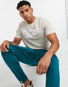 Футболка с большим логотипом Reebok RI в цвете-Белый