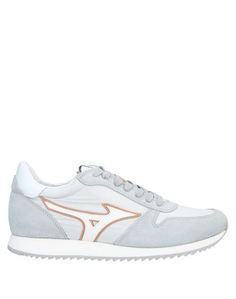 Низкие кеды и кроссовки Mizuno