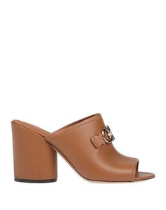 Сандалии Salvatore Ferragamo