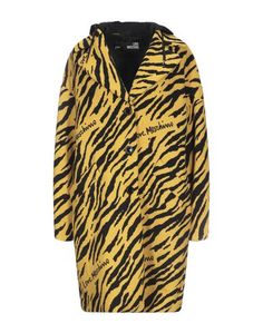 Пальто Love Moschino