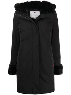 Woolrich пальто с оторочкой из искусственного меха