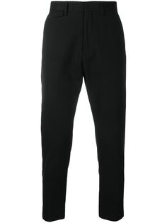 Closed mid-rise trousers