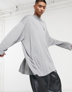 Серый лонгслив из вискозы в стиле extreme oversized с супердлинными рукавами ASOS DESIGN