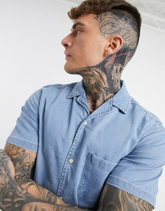 Приталенная выбеленная джинсовая рубашка из органического хлопка ASOS DESIGN-Голубой