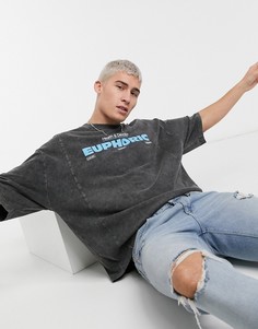 Oversized-футболка черного выбеленного цвета с принтом на груди и вставкой в рубчик ASOS DESIGN-Черный