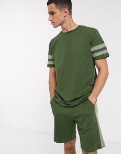 Шорты с защипами для дома и футболка цвета хаки в полоску ASOS DESIGN-Зеленый