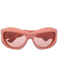Bottega Veneta Eyewear солнцезащитные очки в овальной оправе