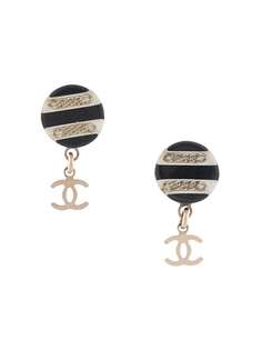 Chanel Pre-Owned серьги с логотипом CC