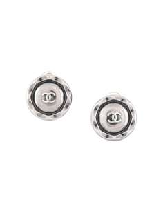 Chanel Pre-Owned серьги-клипсы с логотипом CC