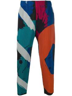 Homme Plissé Issey Miyake abstract print pleated trousers