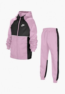 Костюм спортивный Nike
