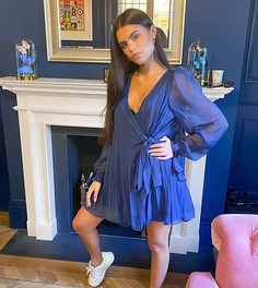 Темно-синее плиссированное платье мини с запахом и длинными рукавами ASOS DESIGN Petite-Темно-синий