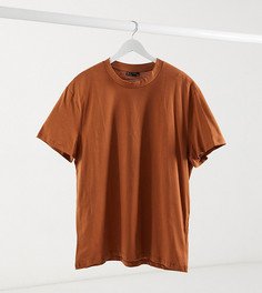 Коричневая футболка из органического хлопка с круглым вырезом ASOS DESIGN Plus-Коричневый