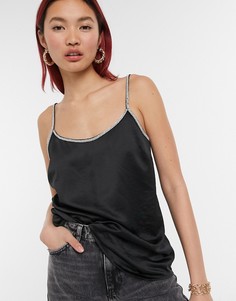 Черный атласный топ на бретелях с жемчужной отделкой River Island