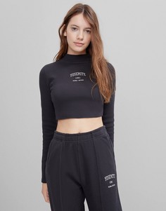 Черный кроп-топ в университетском стиле с высоким воротником Bershka