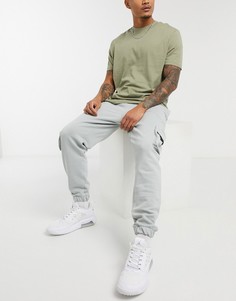 Светло-серые суженные книзу джоггеры-карго в утилитарном стиле с нейлоновыми 3D карманами ASOS DESIGN-Серый