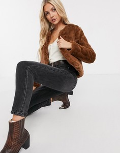 Укороченная куртка из искусственного меха коричневого цвета JDY Evelyn-Коричневый