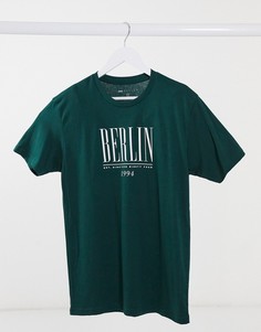 Oversized-футболка цвета хаки с логотипом "Berlin" ASOS DESIGN-Зеленый