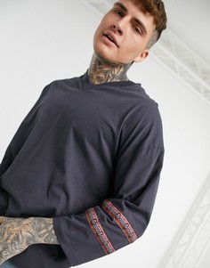 Oversized-футболка с широким рукавом 3/4 и вставками в ацтекском стиле ASOS DESIGN-Серый