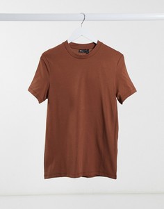 Коричневая футболка из органического хлопка с круглым вырезом ASOS DESIGN-Коричневый