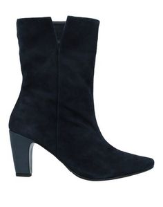 Полусапоги и высокие ботинки Sofia Arbus