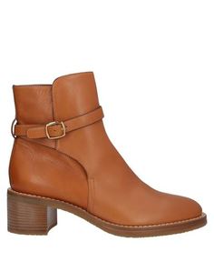 Полусапоги и высокие ботинки CÉline