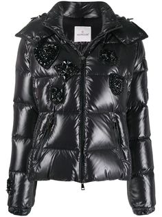 Moncler пуховик с декоративными нашивками