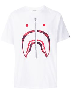 A BATHING APE® футболка Camo Shark с короткими рукавами