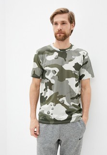 Футболка спортивная Nike