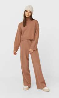 Stradivarius Укороченный Свитер С Высоким Горлом Женская Коллекция Бежевый M