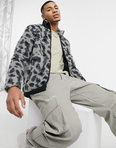 Серая куртка из искусственного меха с анималистичным принтом Topman-Серый