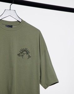 Футболка в стиле oversized цвета хаки с вышивкой в виде горы на груди ASOS DESIGN-Зеленый