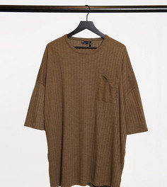 Коричневя плотная oversize-футболка в рубчик ASOS DESIGN Plus-Коричневый