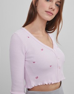 Розовый укороченный кардиган с вышивкой в виде бабочек Bershka