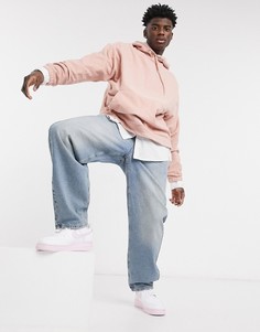Голубые свободные джинсы с эффектом тонирования ASOS DESIGN-Голубой
