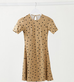 Бежевое чайное платье мини в черный горошек ASOS DESIGN Petite-Бежевый