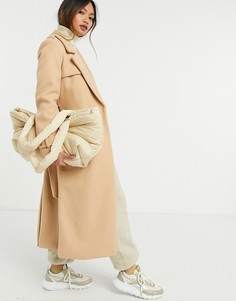 Бежевое пальто в утилитарном стиле с поясом River Island-Бежевый
