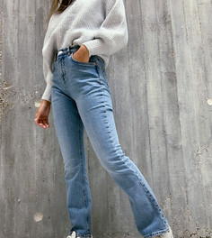 Расклешенные джинсы в стиле 70-х с завышенной талией ASOS DESIGN Petite-Голубой