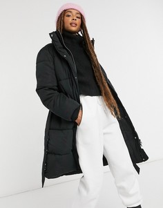 Черная дутая куртка с поясом Monki Maxima-Черный