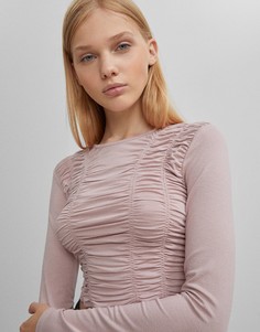 Розовый лонгслив со сборками спереди Bershka