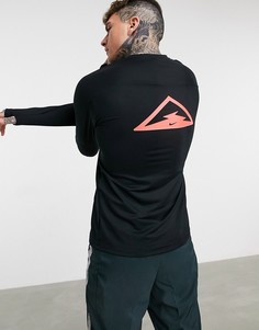 Черный лонгслив Nike Running Trail Element