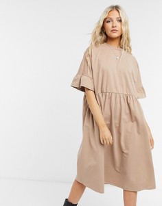 Бежевое oversized платье-футболка миди с оборками на рукавах и присборенной юбкой ASOS DESIGN-Бежевый