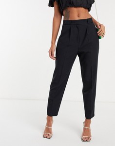 Черные суженные книзу строгие брюки ASOS DESIGN Petite-Черный