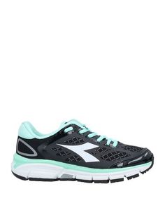 Низкие кеды и кроссовки Diadora