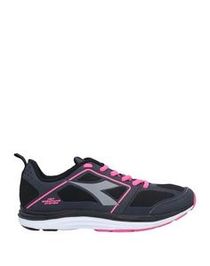Низкие кеды и кроссовки Diadora