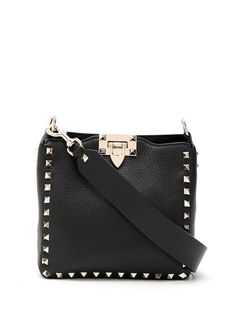 Valentino Garavani сумка на плечо Rockstud из зернистой кожи